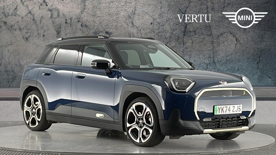 MINI Aceman 160kW SE Classic 54kWh 5dr Auto Electric Hatchback